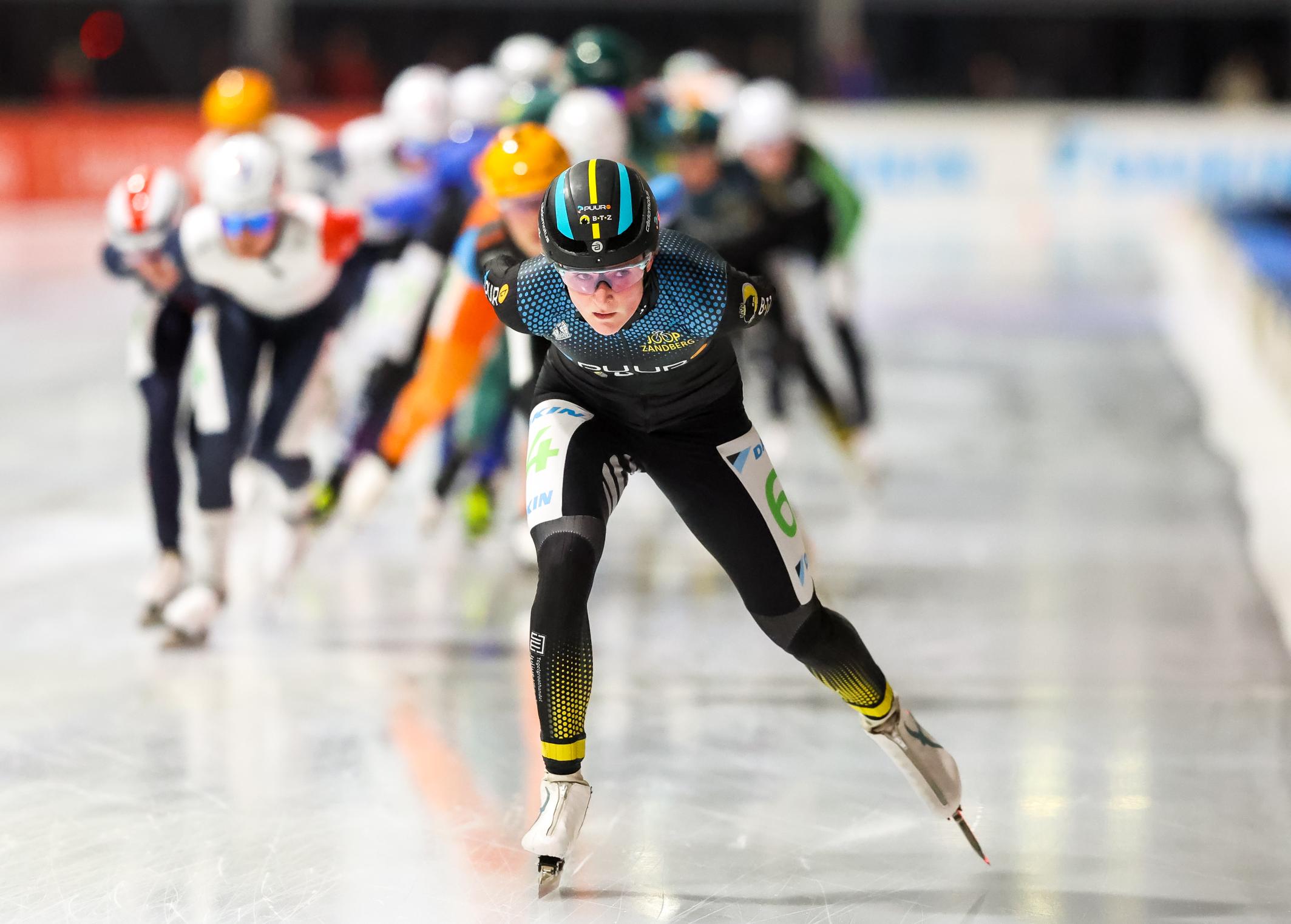 Foto van Esther die schaatst